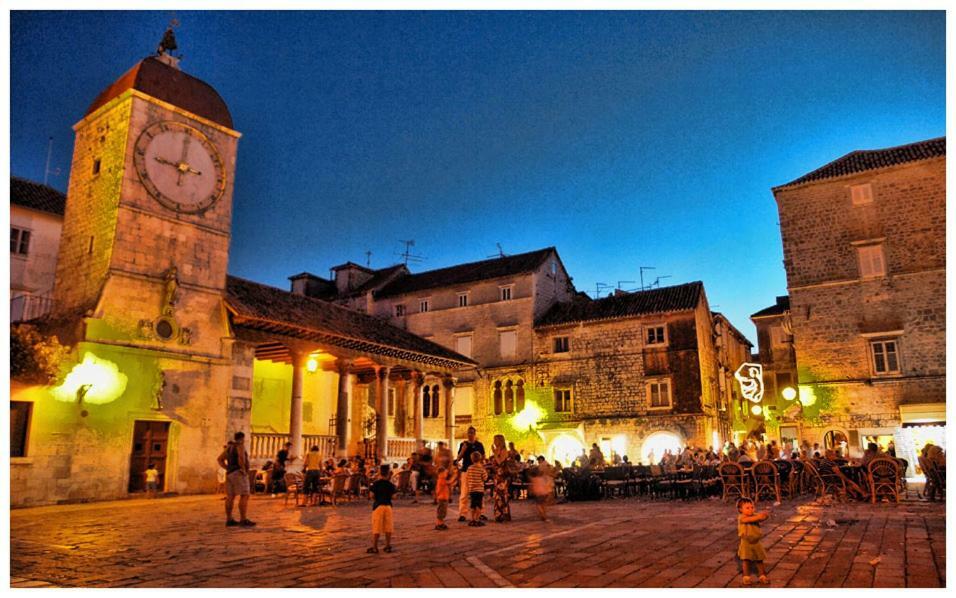 Apartments Naomi And Marsel Trogir Exterior foto